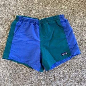 Patagonia Baggies 5in Shorts (size small)